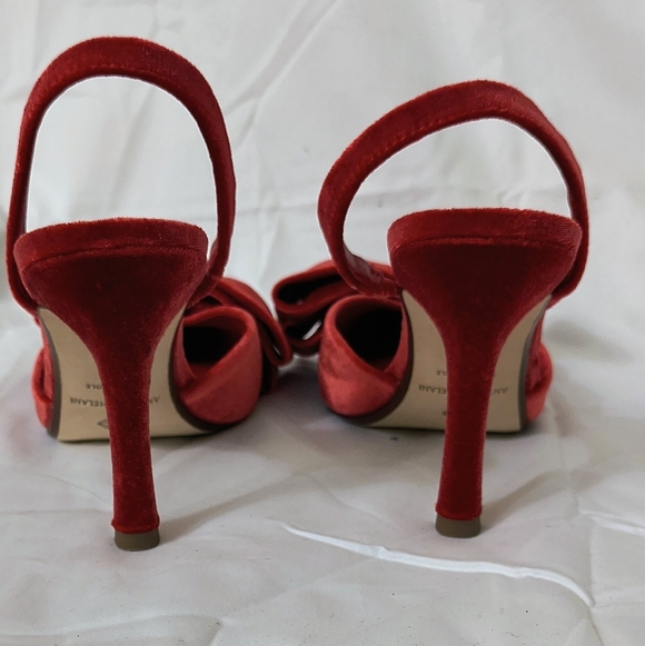 Antonio Melani Gentry Red Velvet Bow Slingback Pumps - Picture 9 of 9
